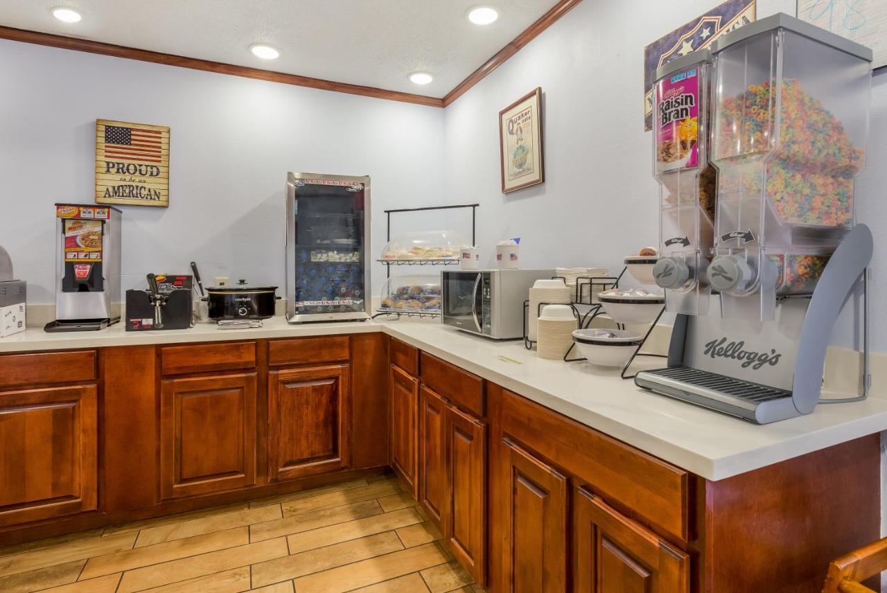 Hometown Inn Thomasville Ngoại thất bức ảnh